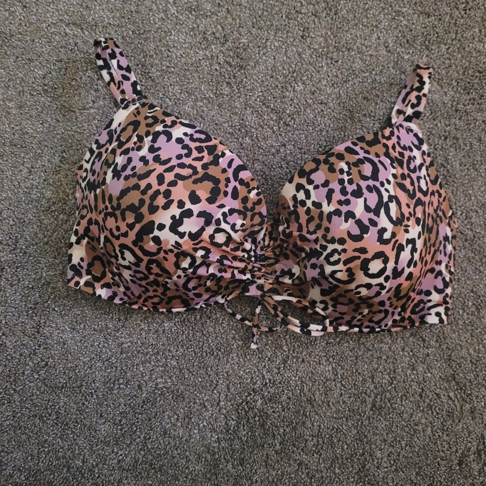 Shade & Shore Leopard Print Bikini Top - Pink and Black